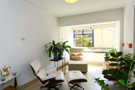 Apartamento à venda com 68m², 2 quartos e 1 vaga Apartamento à venda com 68m², 2 quartos e 1 vagaSala
