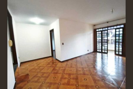 Casa à venda com 4 quartos, 398m² em Jardim Guanabara, Rio de Janeiro