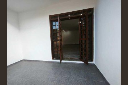 Casa à venda com 4 quartos, 398m² em Jardim Guanabara, Rio de Janeiro