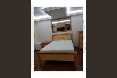 Casa à venda com 5 quartos, 600m² em Vila Antonieta, São Paulo