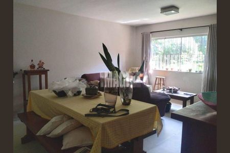 Casa à venda com 2 quartos, 150m² em Parque Sevilha, São Paulo