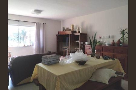 Casa à venda com 2 quartos, 150m² em Parque Sevilha, São Paulo