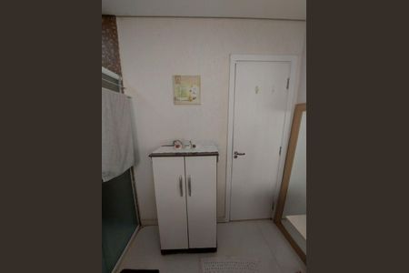 Casa à venda com 109m², 2 quartos e 1 vaga