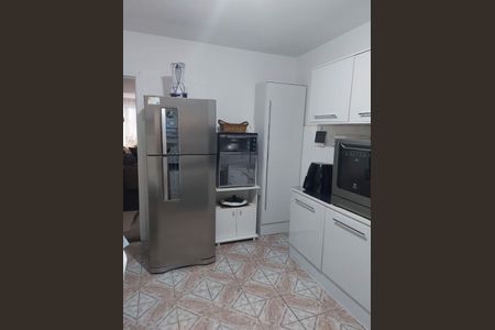 Casa à venda com 109m², 2 quartos e 1 vaga