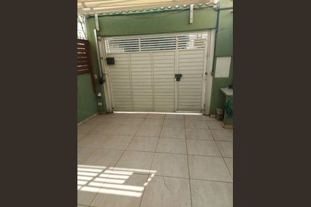 Casa à venda com 109m², 2 quartos e 1 vaga