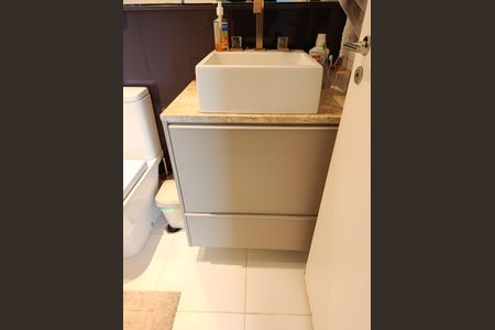 Apartamento à venda com 105m², 3 quartos e 2 vagasBanheiro da Suíte