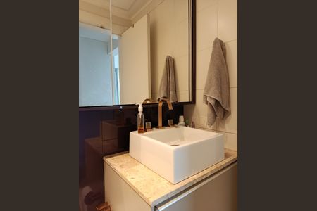 Apartamento à venda com 105m², 3 quartos e 2 vagasBanheiro da Suíte