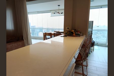 Apartamento à venda com 105m², 3 quartos e 2 vagasCozinha