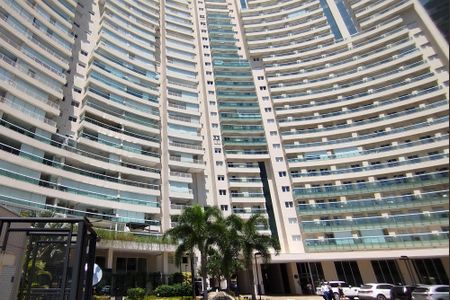 Apartamento à venda com 105m², 3 quartos e 2 vagasFachada