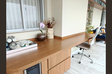 Varanda de apartamento à venda com 3 quartos, 105m² em Pinheiros, São Paulo