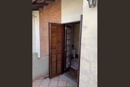 Casa à venda com 225m², 3 quartos e 3 vagas