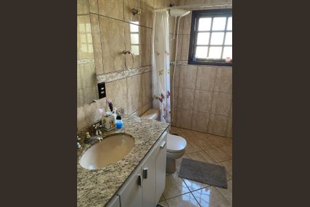 Casa à venda com 225m², 3 quartos e 3 vagas