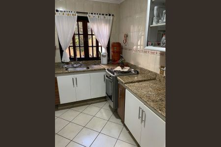 Casa à venda com 225m², 3 quartos e 3 vagas