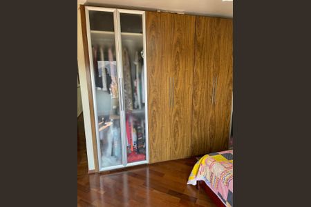 Casa à venda com 225m², 3 quartos e 3 vagas