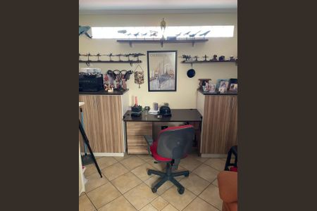 Casa à venda com 225m², 3 quartos e 3 vagas