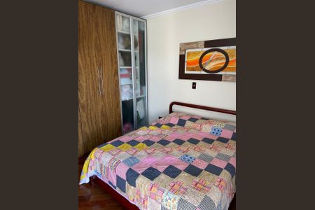 Casa à venda com 3 quartos, 225m² em Vila Progresso, Santo André