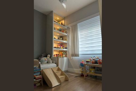 Apartamento à venda com 138m², 4 quartos e 1 vaga