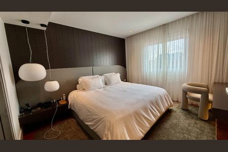 Apartamento à venda com 180m², 3 quartos e 4 vagas