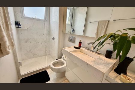 Apartamento à venda com 180m², 3 quartos e 4 vagas