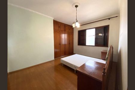 Casa à venda com 3 quartos, 240m² em Jardim Sao Caetano, São Caetano do Sul