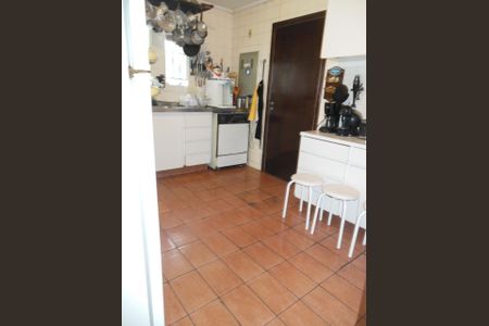 Casa à venda com 301m², 3 quartos e 3 vagas