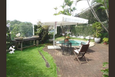 Casa à venda com 301m², 3 quartos e 3 vagas