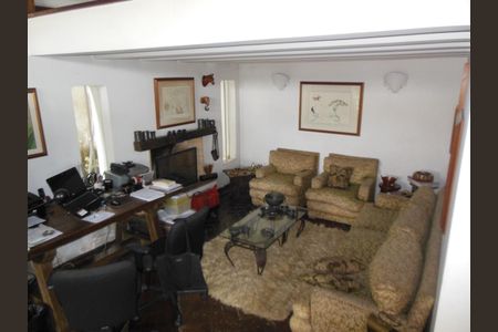 Casa à venda com 301m², 3 quartos e 3 vagas