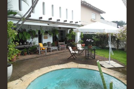 Casa à venda com 301m², 3 quartos e 3 vagas