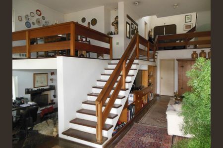 Casa à venda com 301m², 3 quartos e 3 vagas