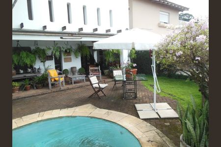 Casa à venda com 301m², 3 quartos e 3 vagas