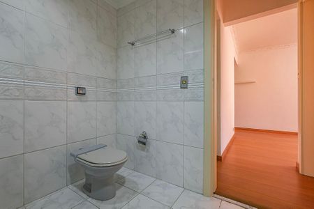 Banheiro Social de apartamento à venda com 1 quarto, 55m² em Pinheiros, São Paulo