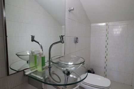 Casa para alugar com 500m², 4 quartos e 3 vagasLavabo