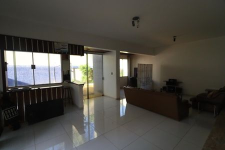 Casa para alugar com 500m², 4 quartos e 3 vagasSala 2