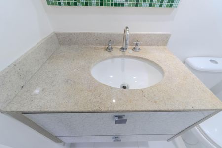 Apartamento para alugar com 49m², 1 quarto e 1 vaga Apartamento para alugar com 49m², 1 quarto e 1 vagaBanheiro da Suíte 1