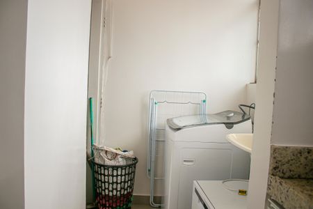 Apartamento à venda com 100m², 4 quartos e 1 vagaÁrea de Serviço