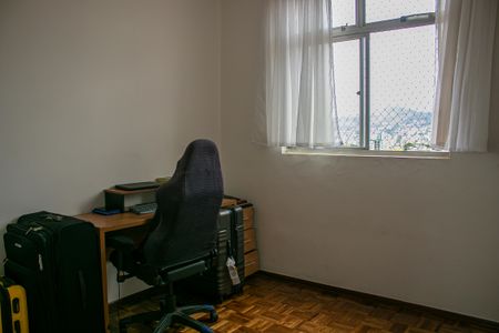 Apartamento à venda com 100m², 4 quartos e 1 vagaQuarto 3