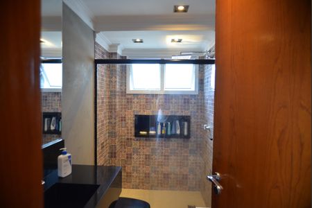 Apartamento para alugar com 120m², 3 quartos e 3 vagasBanheiro da Suite 2 