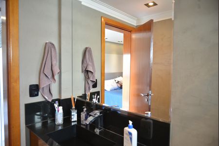 Apartamento para alugar com 120m², 3 quartos e 3 vagasBanheiro da Suite 2 