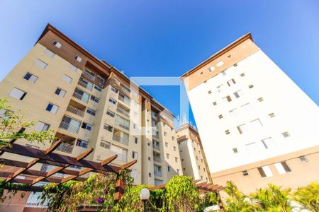 Apartamento à venda com 71m², 3 quartos e 2 vagas Apartamento à venda com 71m², 3 quartos e 2 vagasFachada