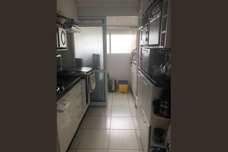 Apartamento à venda com 3 quartos, 81m² em Vila Sonia, São Paulo