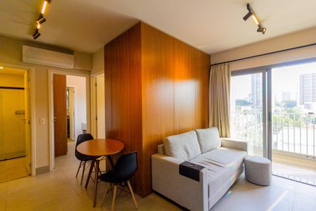 Sala de apartamento para alugar com 2 quartos, 45m² em Chácara Santo Antônio (zona Sul), São Paulo