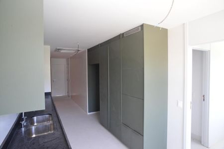 Apartamento à venda com 307m², 4 quartos e 5 vagasCozinha