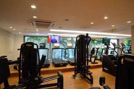 Apartamento à venda com 307m², 4 quartos e 5 vagasÁrea Comum - Academia