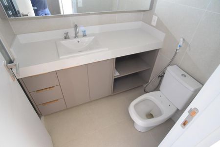 Apartamento à venda com 307m², 4 quartos e 5 vagasBanheiro Suíte 3