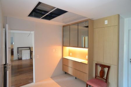 Apartamento à venda com 307m², 4 quartos e 5 vagasCozinha