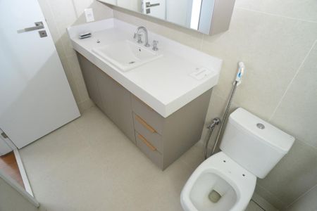 Apartamento à venda com 307m², 4 quartos e 5 vagasBanheiro Suíte 1