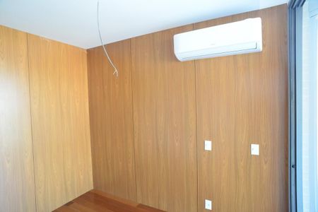 Apartamento à venda com 307m², 4 quartos e 5 vagasSuíte 1