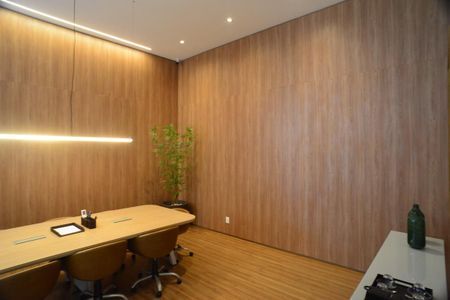 Apartamento à venda com 307m², 4 quartos e 5 vagasÁrea Comum - Sala de Reniões