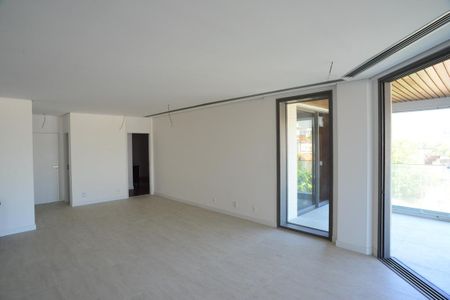 Apartamento à venda com 307m², 4 quartos e 5 vagasSala