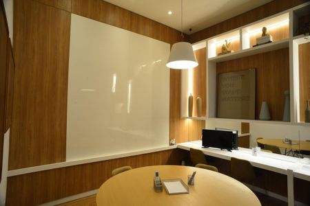 Apartamento à venda com 307m², 4 quartos e 5 vagasÁrea Comum - Sala de Estudos